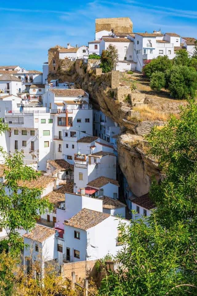 La Medina Baja Apartment Setenil De Las Bodegas Luaran gambar